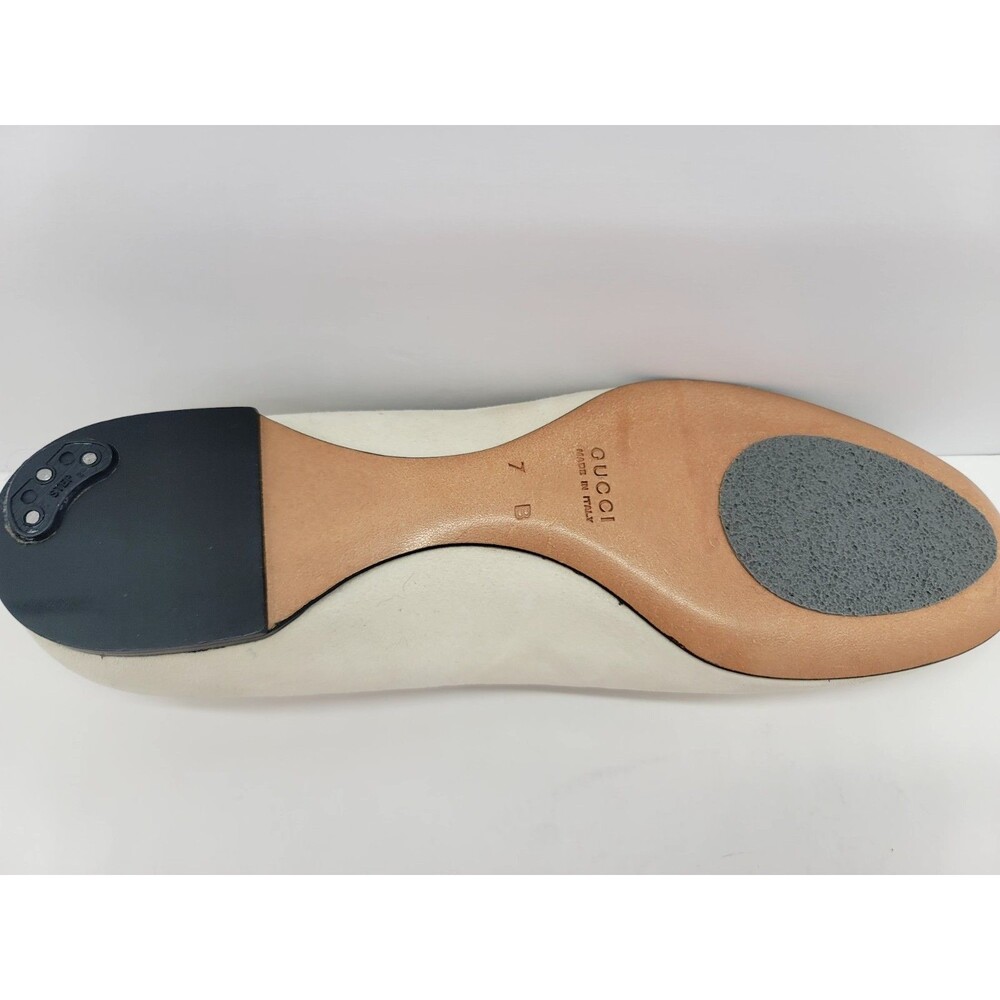 Gucci Women's Size 7 Beige Suede Ballet Flats Slip-On Round Toe Logo - Picture 9 of 9